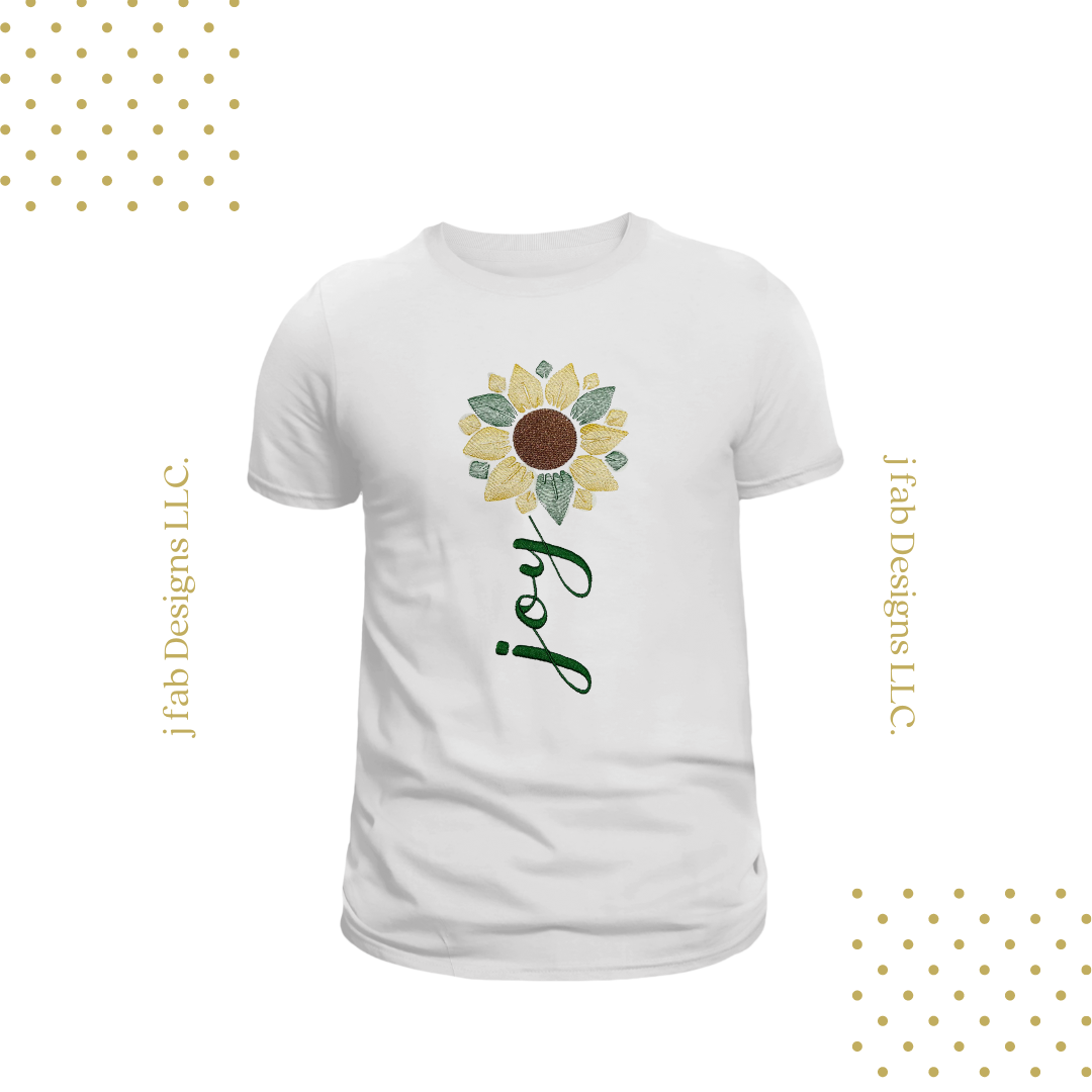 Joy short sleeve embroidery tee-shirt.